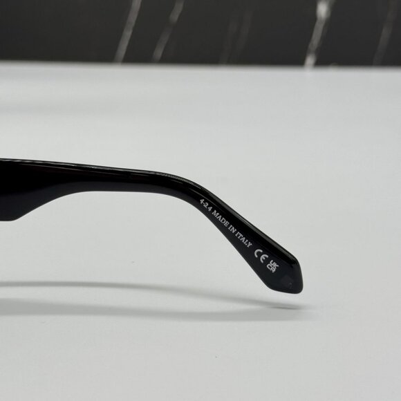 NEW OFF-WHITE OERI138 CHARLOTTE 1007 SUNGLASSES UNISEX BLACK SQUARE EYEWEAR - Picture 9 of 11